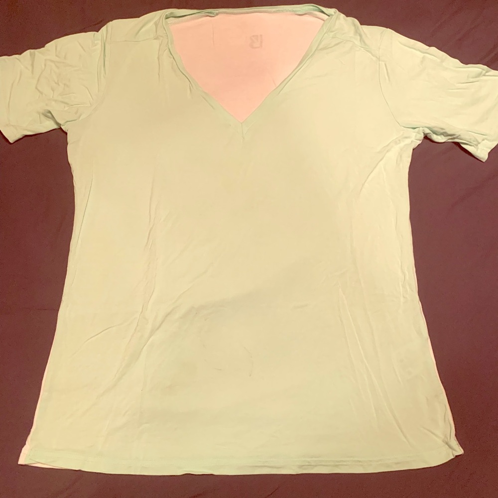 Buffbunny tee in mint/white